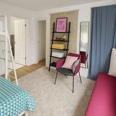 Beautiful House In The Heart Of A Golf Course. Apartman Manchester