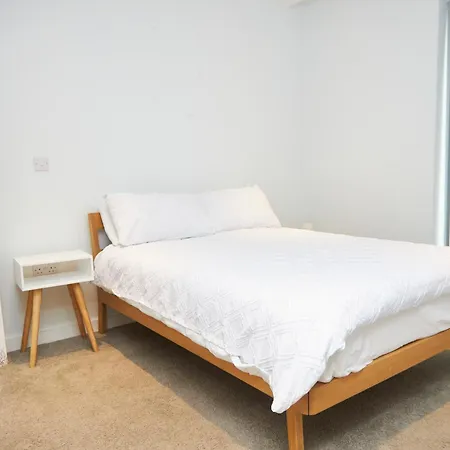 Appartement Cosy Two Bedroom In *