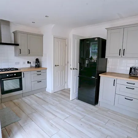 3Bed Manchester Home - Parking - Near Ao Arena - Pass The Keys * مانشستر