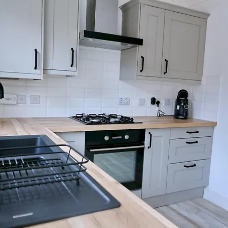 3Bed Manchester Home - Parking - Near Ao Arena - Pass The Keys بيت للعطل مانشستر