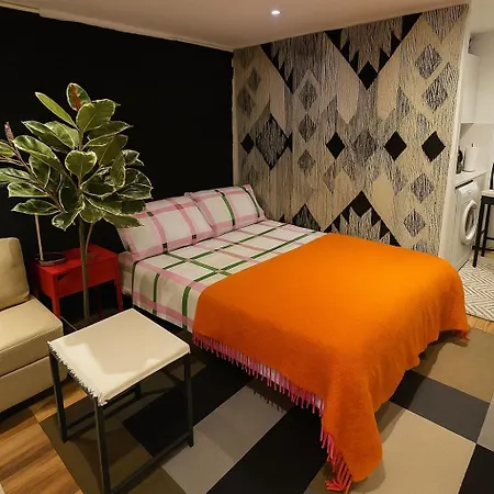 Amazing Open Plan Living Apartment Manchester