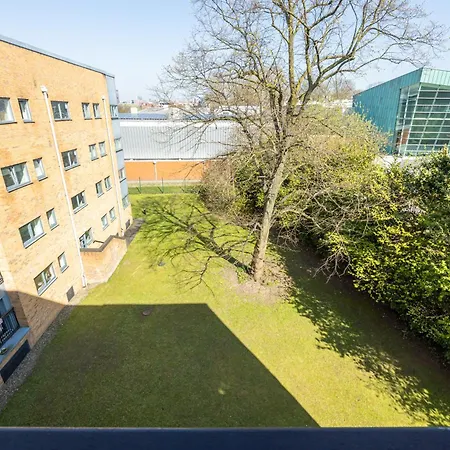 Apartment Cosy, 2 Bed Flat Parking Manchester