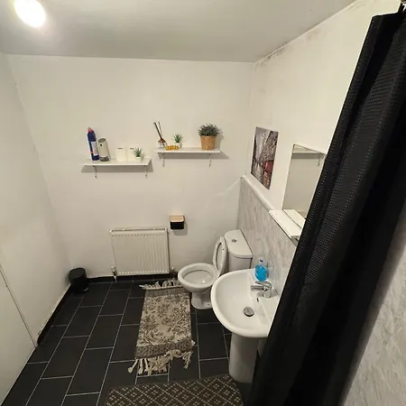 4 Bedroom Sleeps 11 Walk To Etihad Apartament Manchester