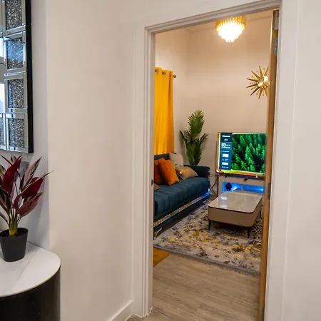 Willa Mega7 Spacious 2bedroom Apartment, 2 Bathrooms, Balcony And Free Parking