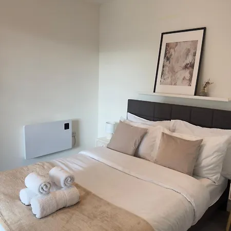 Modern And Stunning 1 Bed Near Old Trafford And Centre *