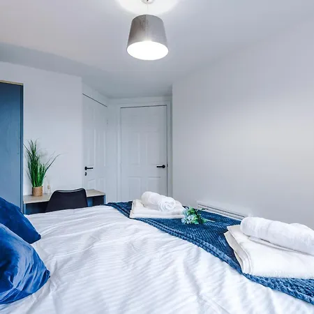 The Salford Allure - Contemporary & Chic 2br For Business & Escapes For 6 - Near Media & Centre - Hosted By Parydise Apartmán Manchester