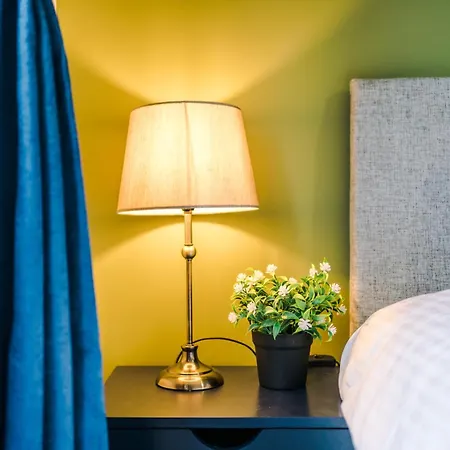The Salford Allure - Contemporary & Chic 2br For Business & Escapes For 6 - Near Media & Centre - Hosted By Parydise * Manchester