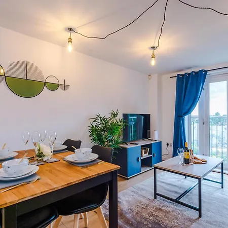 Apartmán The Salford Allure - Contemporary & Chic 2br For Business & Escapes For 6 - Near Media & Centre - Hosted By Parydise