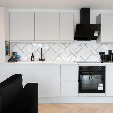 Supernova & Views Apartment