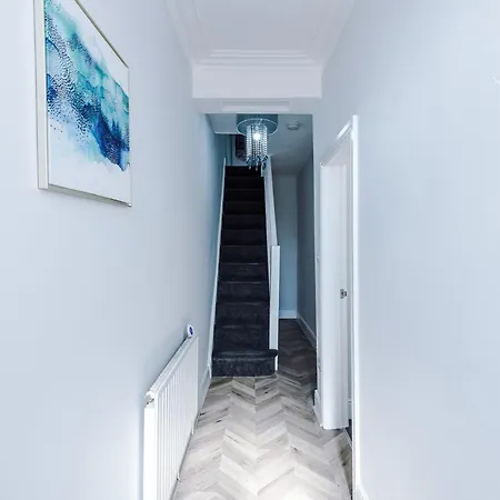 Luxury 4br Retreat - Ao Arena & Quiet Salford Spot Manchester