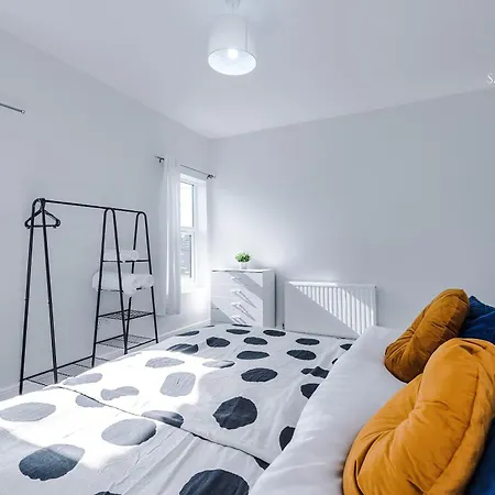 Luxury 4br Retreat - Ao Arena & Quiet Salford Spot