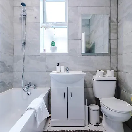 Contractor Hub - Luxury 4bed - Long - Sleep 7 Сasa de vacaciones Mánchester