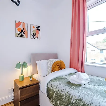 Contractor Hub - Luxury 4bed - Long - Sleep 7
