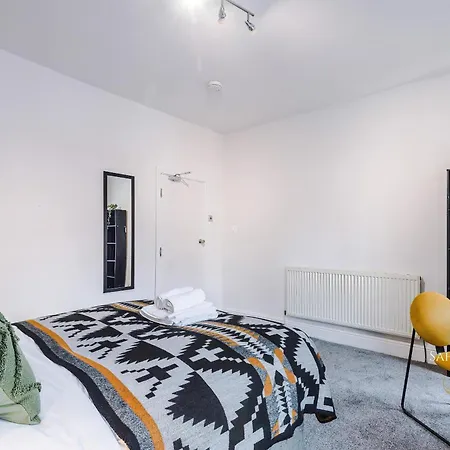 Contractor Hub - Luxury 4bed - Long - Sleep 7 Сasa de vacaciones Mánchester
