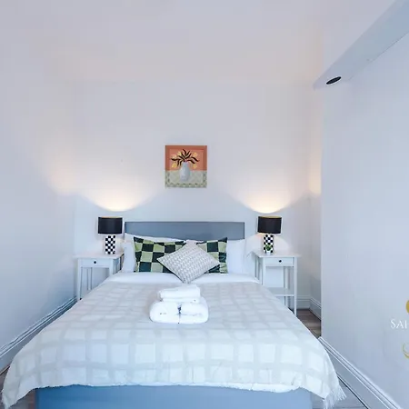Сasa de vacaciones Contractor Hub - Luxury 4bed - Long - Sleep 7 Mánchester