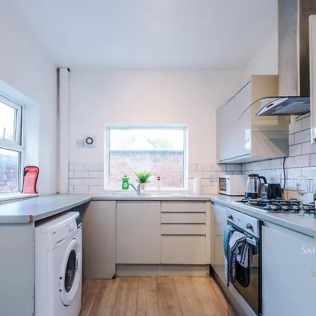 Contractor Hub - Luxury 4bed - Long - Sleep 7 Сasa de vacaciones