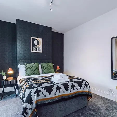 Contractor Hub - Luxury 4bed - Long - Sleep 7