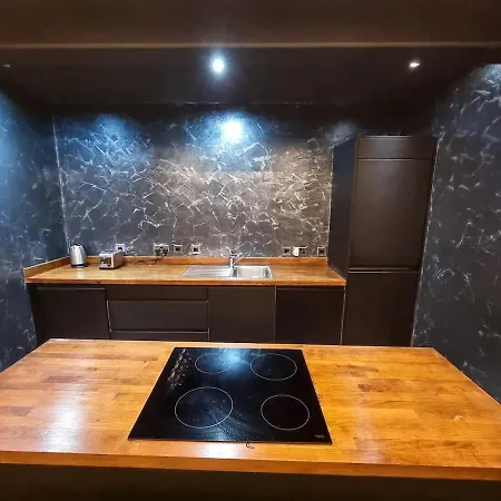 Apartment Sleeps 14 Hidden Gem By Superhost Manchester