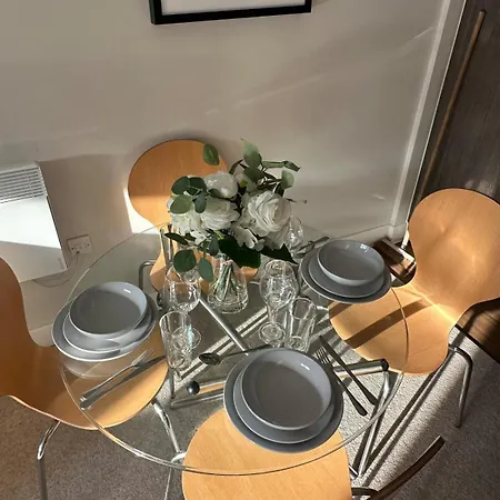 Modern 2 Bd - Mcr - Terrace - Parking Manchester