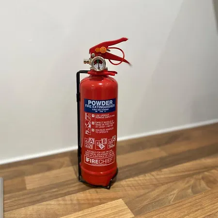 Luxe 2 Bed - Water View And Parking דירה