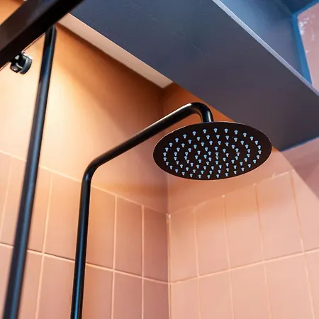 6-bedroom, 6-bathroom Contractor Semesterbostad