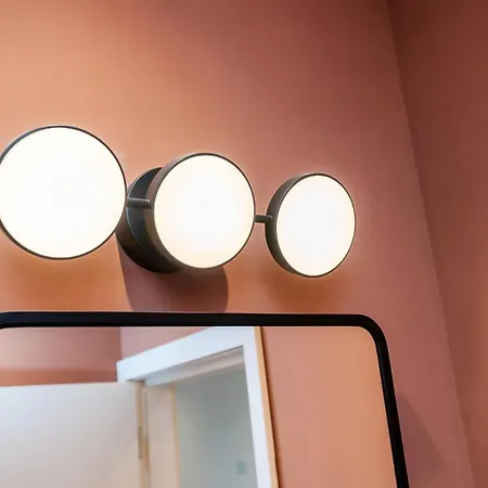 Semesterbostad 6-bedroom, 6-bathroom Contractor *