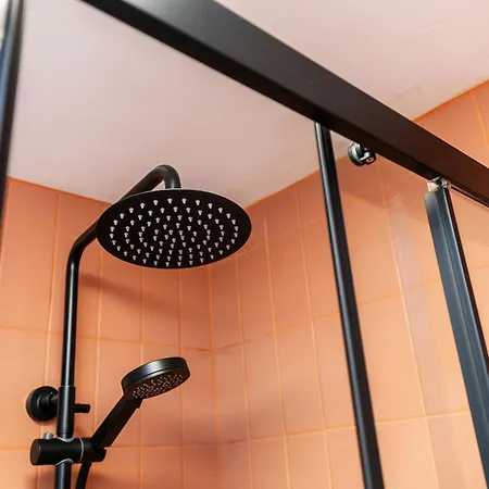 6-bedroom, 6-bathroom Contractor Manchester