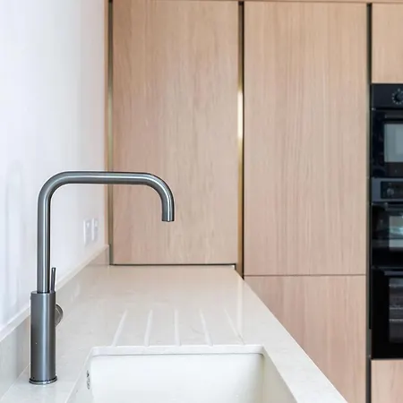 Feriehus 6-bedroom, 6-bathroom Contractor