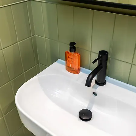 6-bedroom, 6-bathroom Contractor Feriehus *