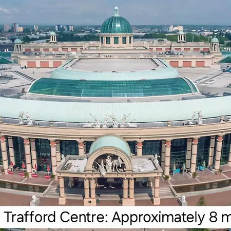 Prime Centre Apartment! * Manchester