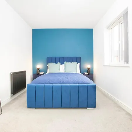 Luxury Three Story Townhouse Free Parking On Drive Apartman *