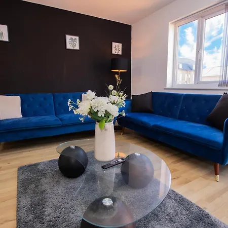 Apartmán Luxury Three Story Townhouse Free Parking On Drive Manchester