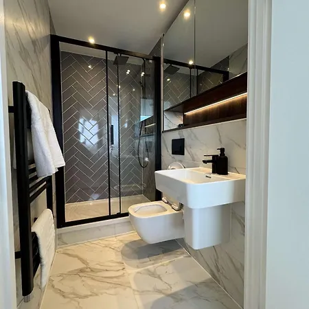 The Banks - Private Luxury 2-Bed Flat Manchester Central Manchester