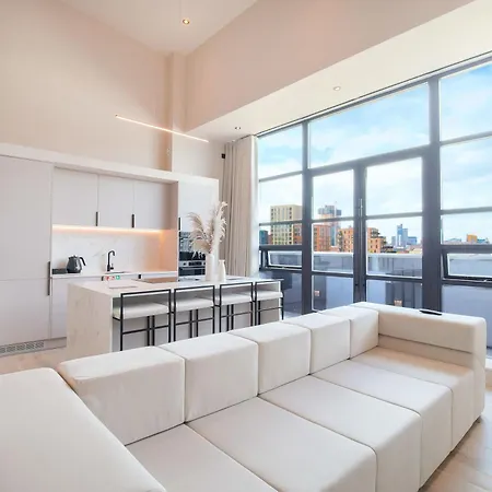 Ceramica By The Heim Residences * Manchester