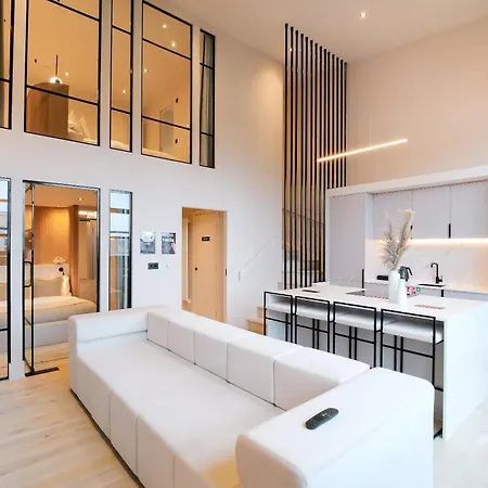 아파트 Ceramica By The Heim Residences 맨체스터