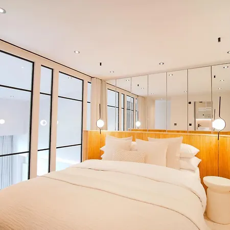 아파트 Ceramica By The Heim Residences 맨체스터