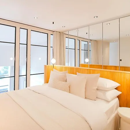 Ceramica By The Heim *