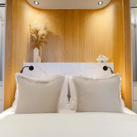 アパート Ceramica By The Heim