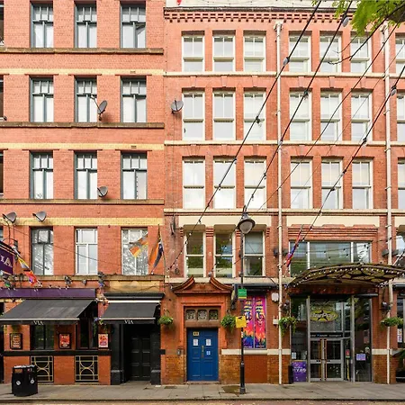 Apartment 3 Bed Canal St Flat Sleeps 9 Centre