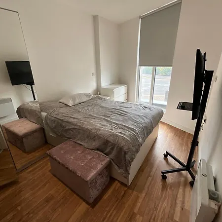 A Cozy En Spacious In A Two Bedroom Apartamento Mánchester
