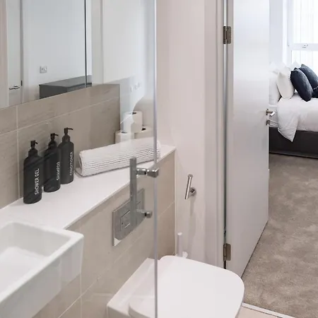 Apartamento Stylish 2 Bdr By Torr Group Short Lets & Serviced With Free Wifi