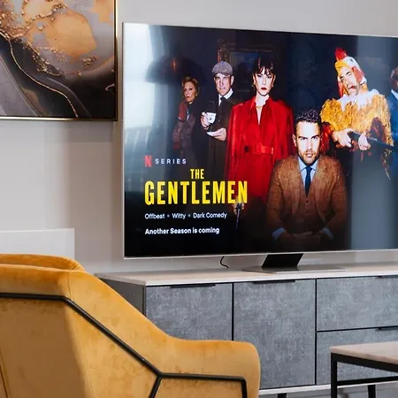 Stylish 2 Bdr By Torr Group Short Lets & Serviced With Free Wifi Apartman