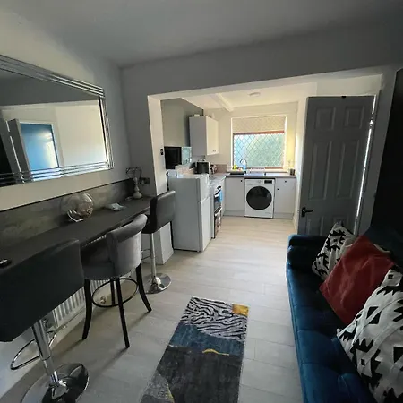 Ferienhaus Hidden Gem 2 Bedroom House
