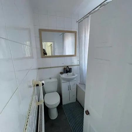 Hidden Gem 2 Bedroom House Holiday home Manchester