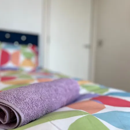 Luxury With River Views Sleeps 6 Manchester