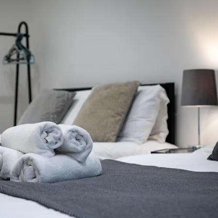 Heart Of The Centre - Serviced