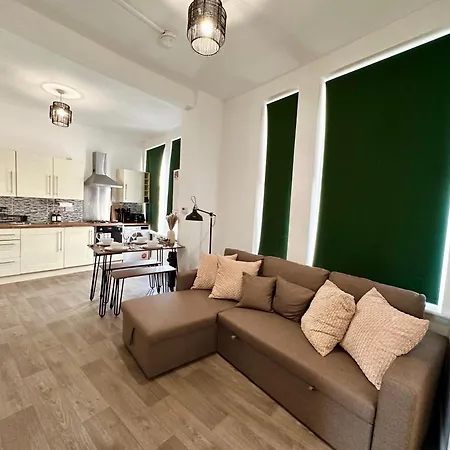 Apartment Chic & Modern 2br - Luxury Retreat Manchester