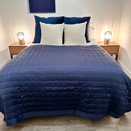 Chic & Modern 2br - Luxury Retreat * Manchester