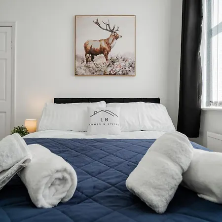 Perfect For Contractors - Comfort & Convenience * Mánchester