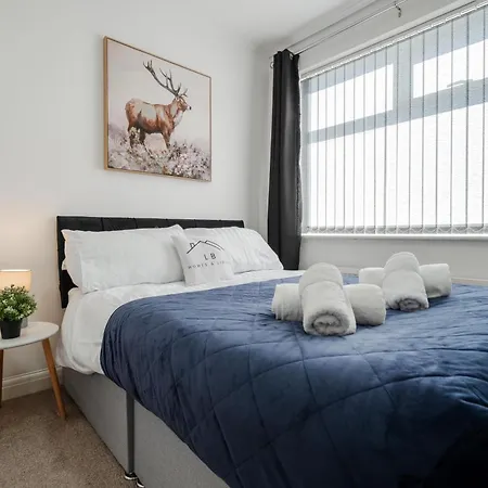 Apartamento Perfect For Contractors - Comfort & Convenience